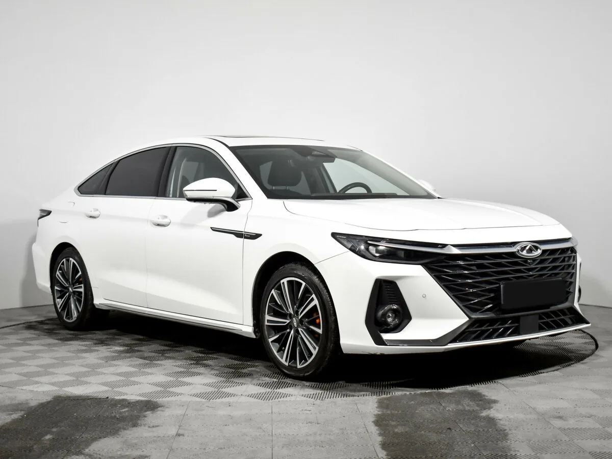Chery Arrizo 8