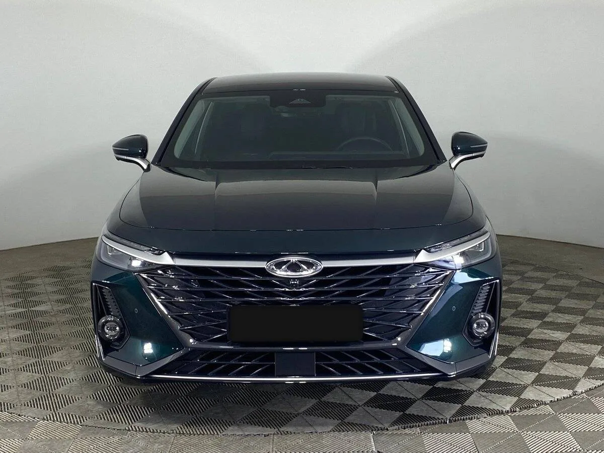 Chery Arrizo 8
