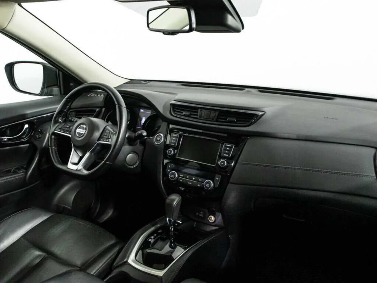 Nissan X Trail