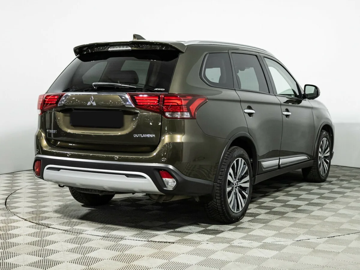 Mitsubishi Outlander