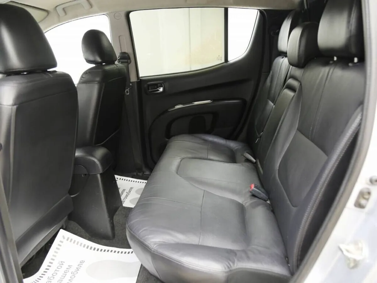 Mitsubishi L200