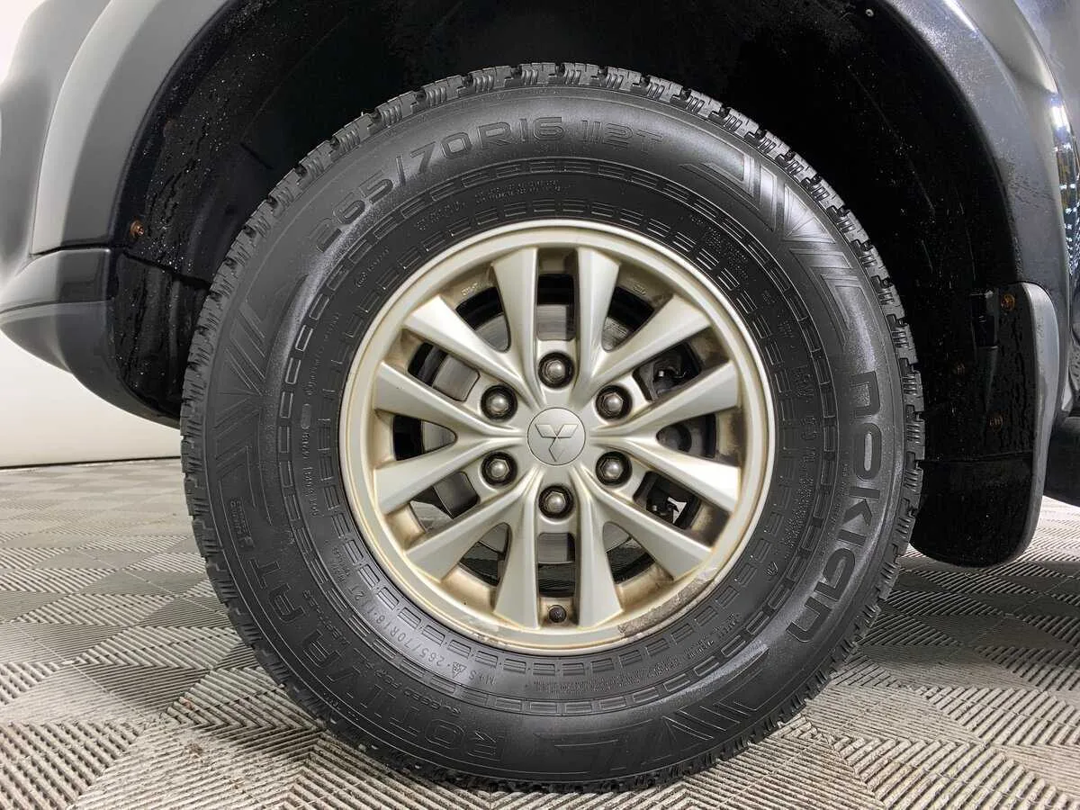 Mitsubishi Pajero Sport