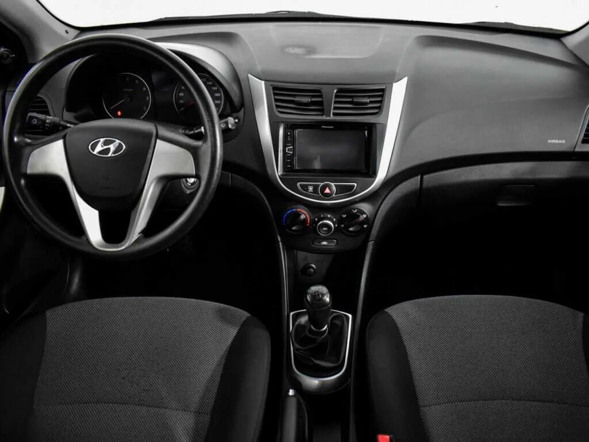 Hyundai Solaris