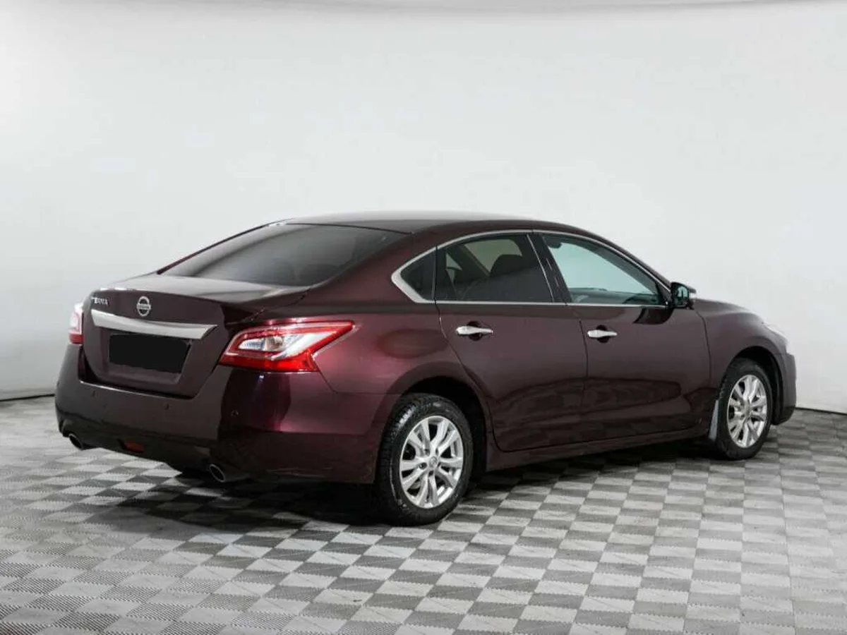 Nissan Teana
