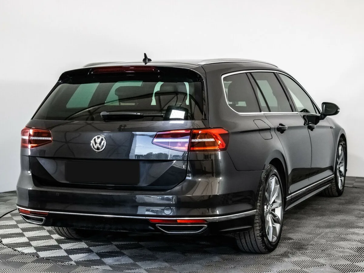 Volkswagen Passat