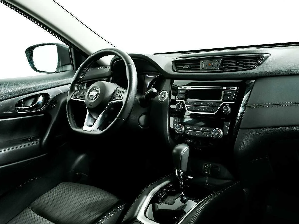 Nissan X Trail