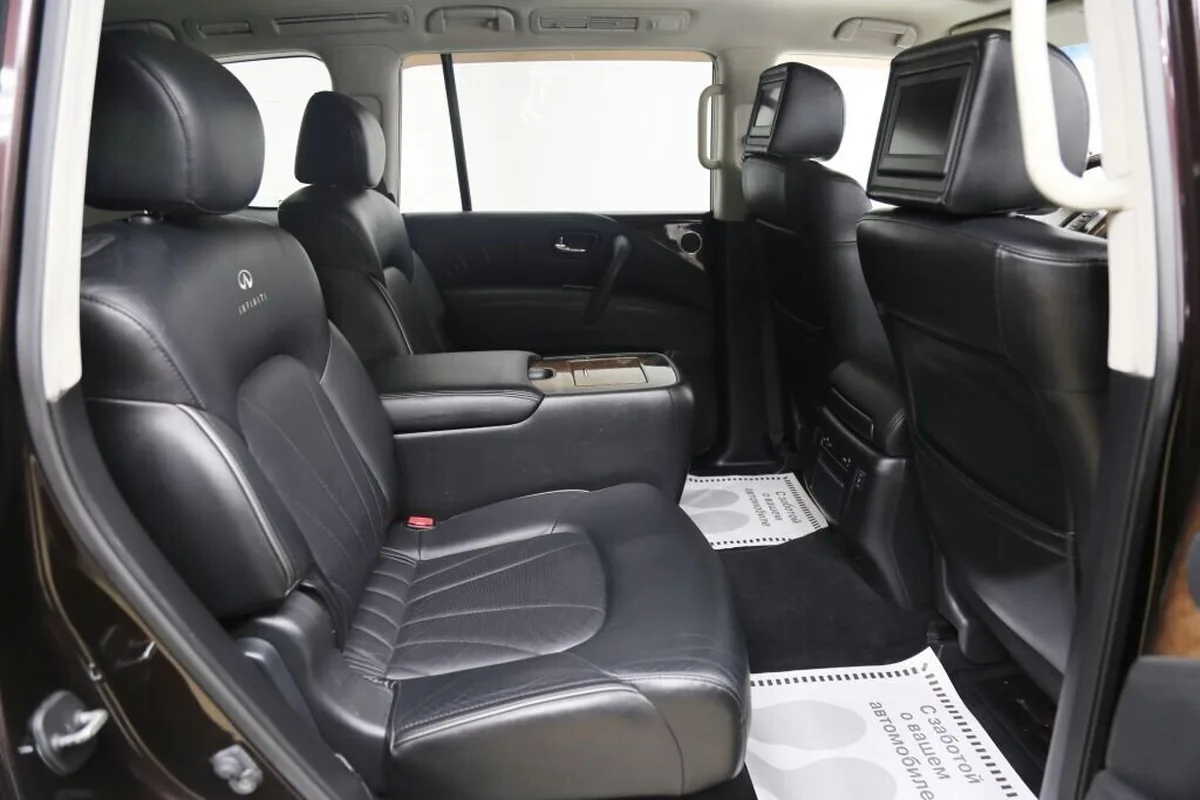 Infiniti QX56