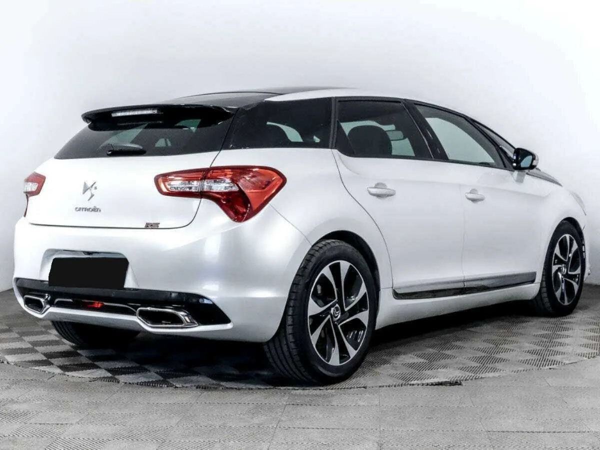 Citroen DS5