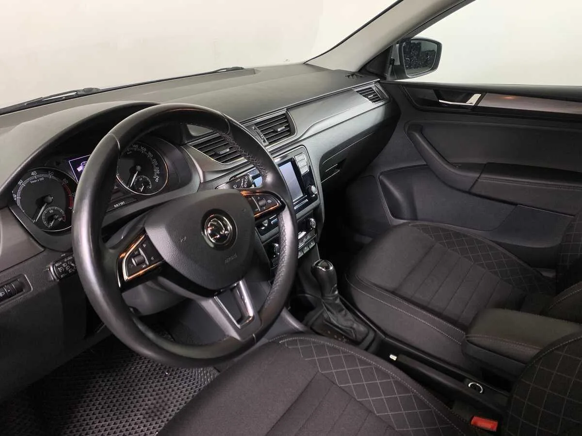 Skoda Rapid