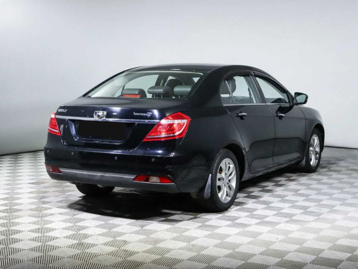 Geely Emgrand 7