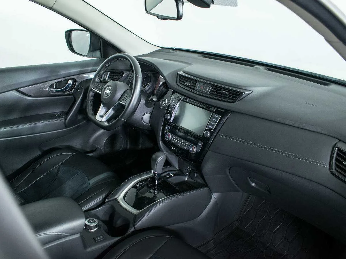 Nissan X Trail