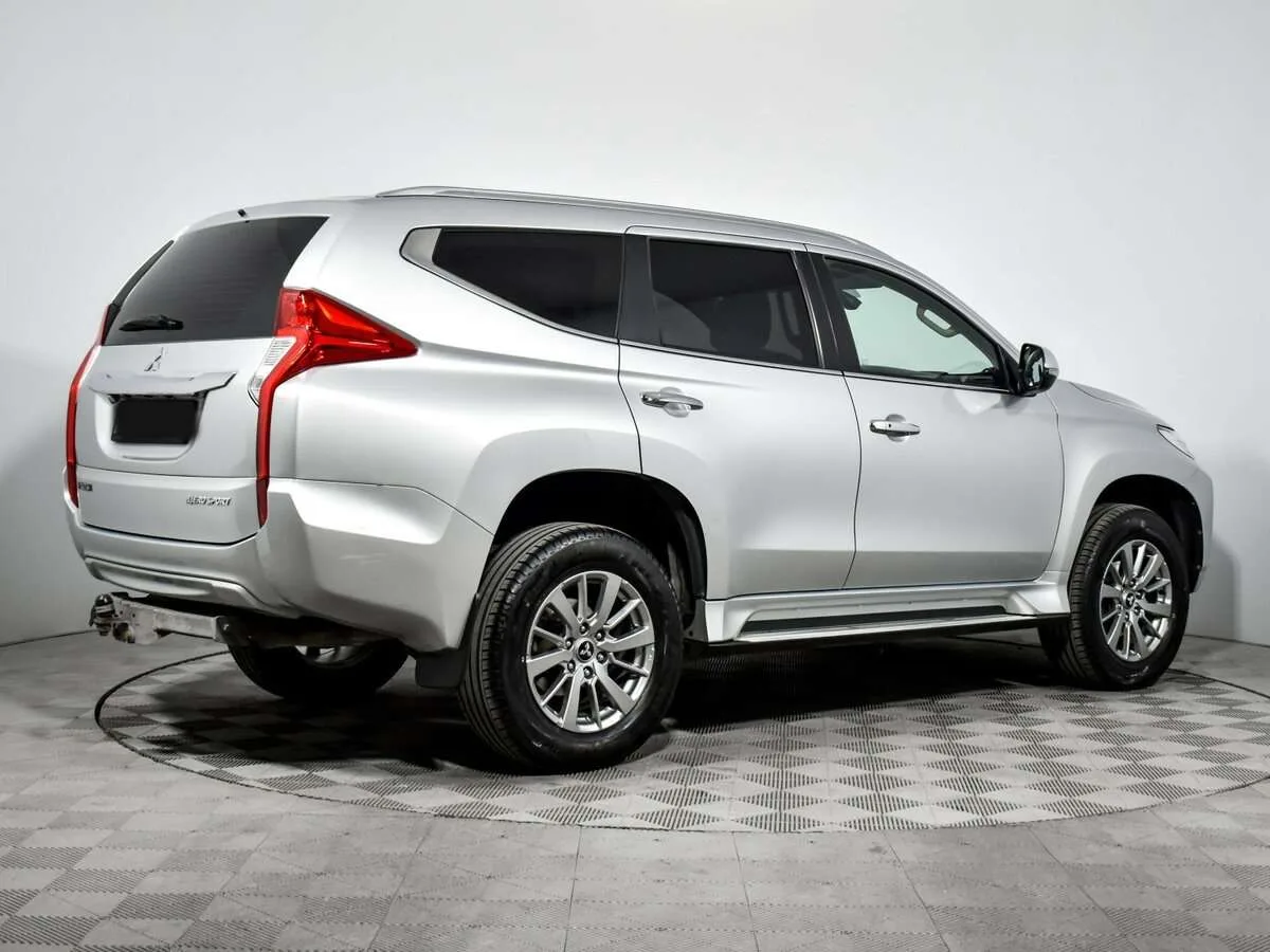 Mitsubishi Pajero Sport