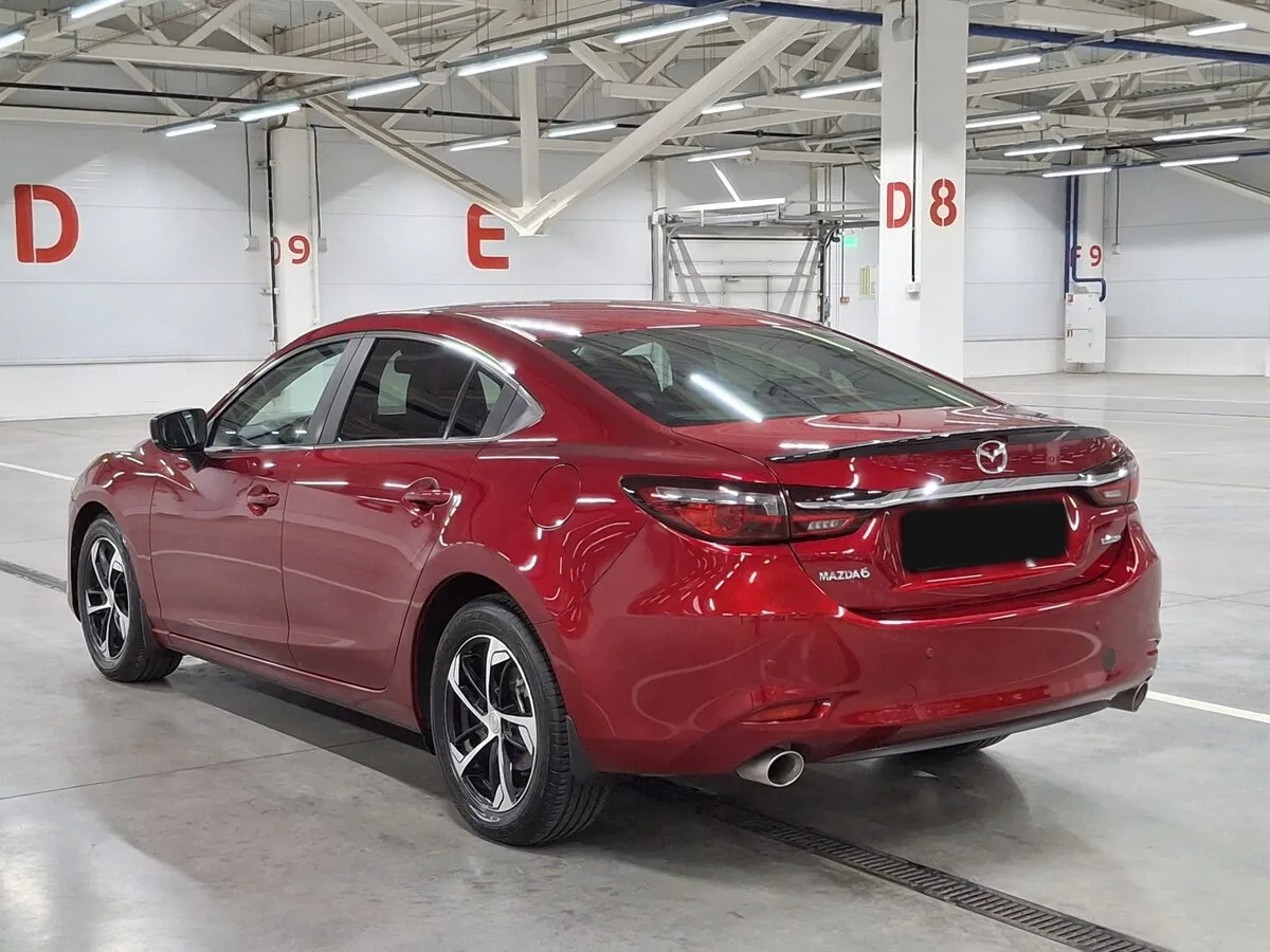 Mazda 6