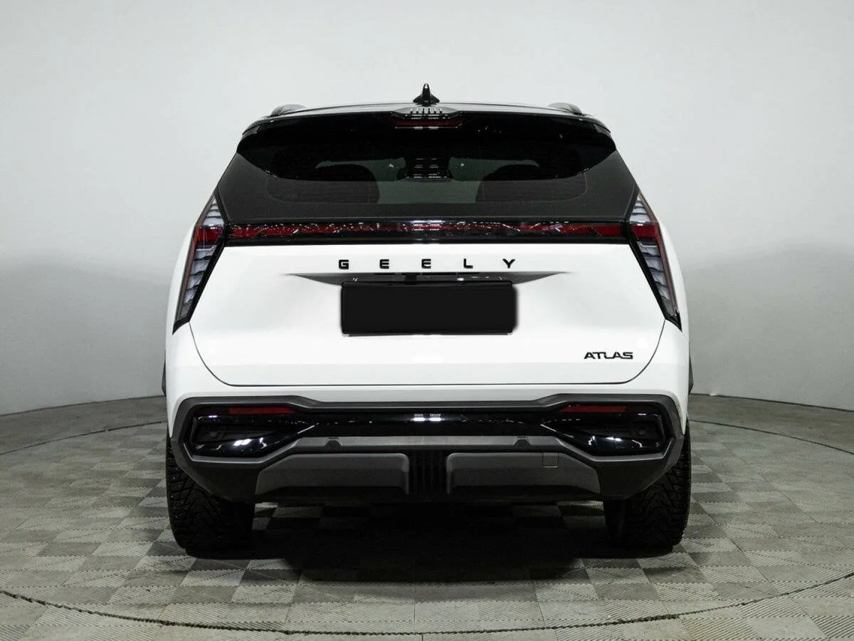 Geely Atlas