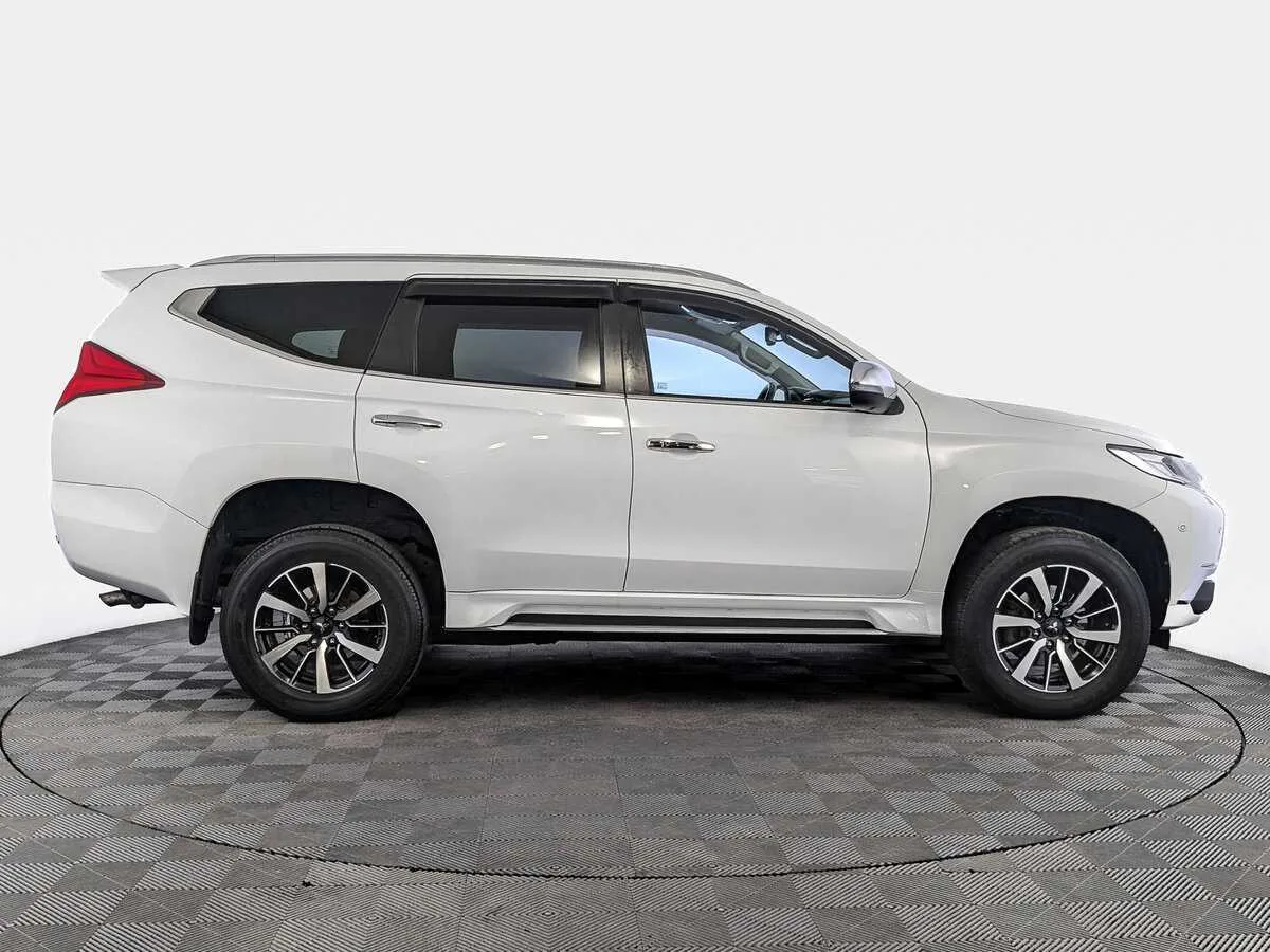 Mitsubishi Pajero Sport