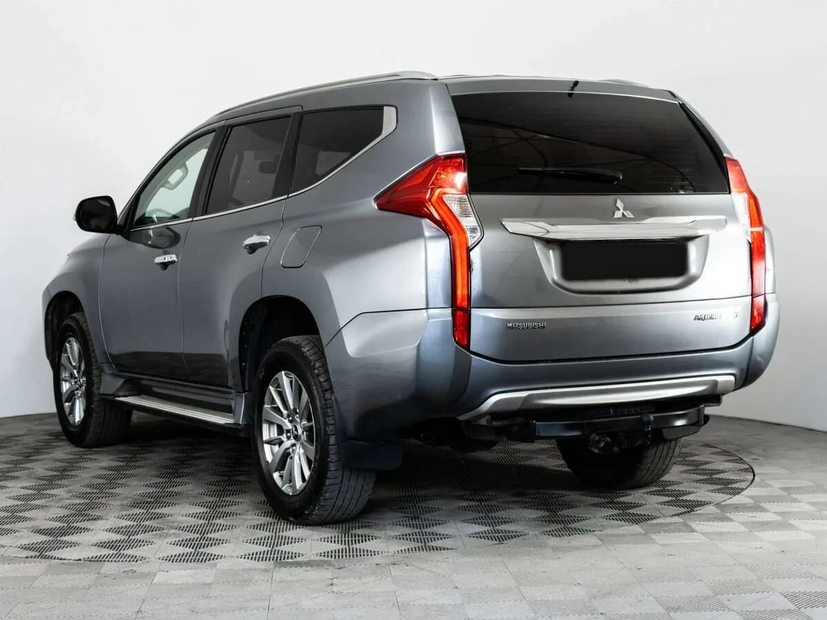 Mitsubishi Pajero Sport