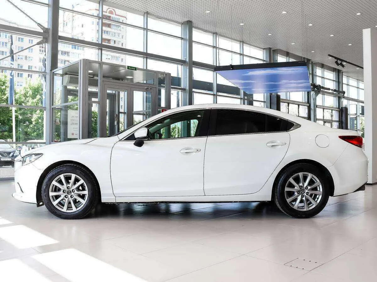 Mazda 6