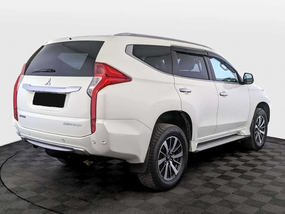 Mitsubishi Pajero Sport