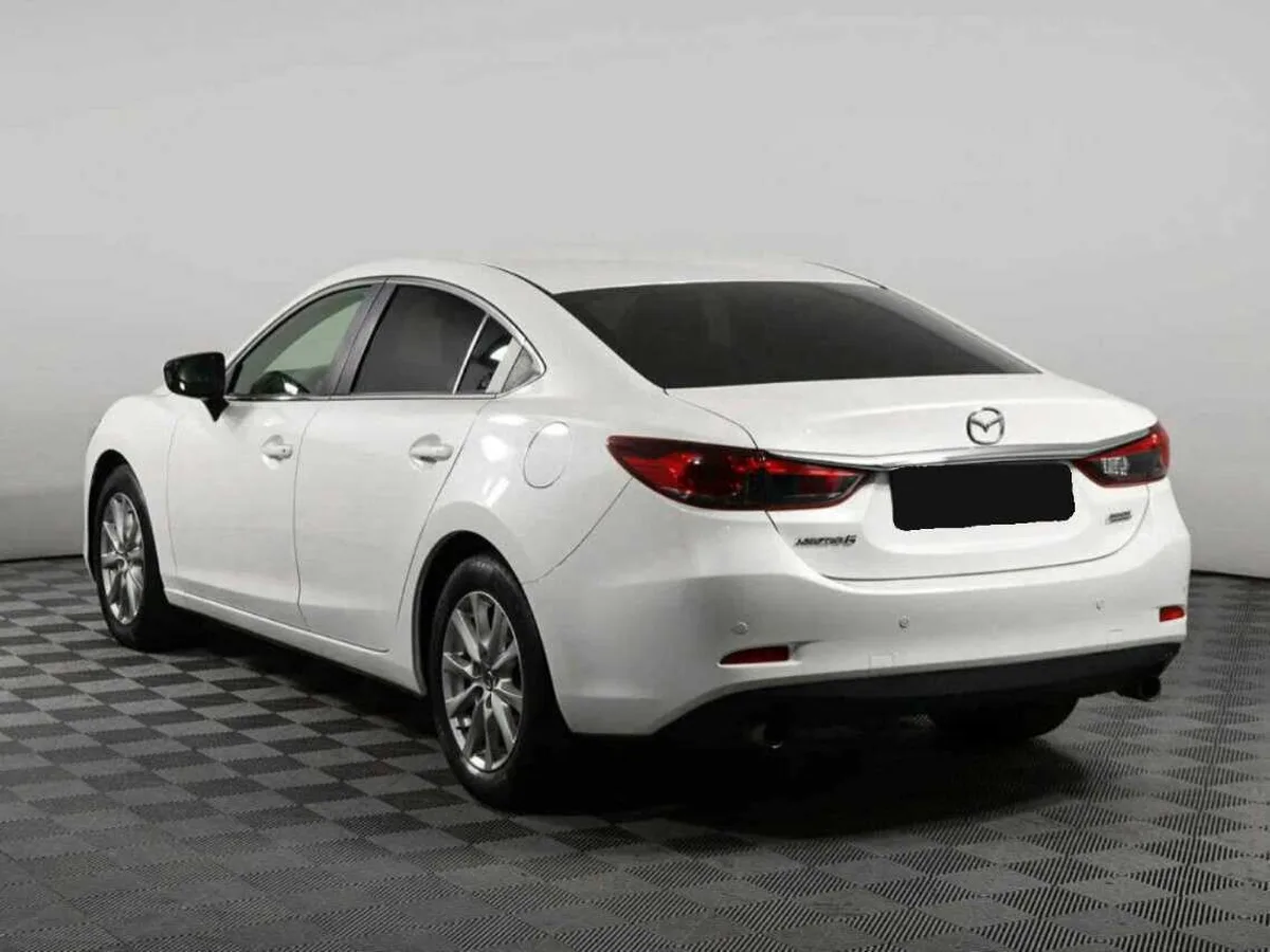 Mazda 6