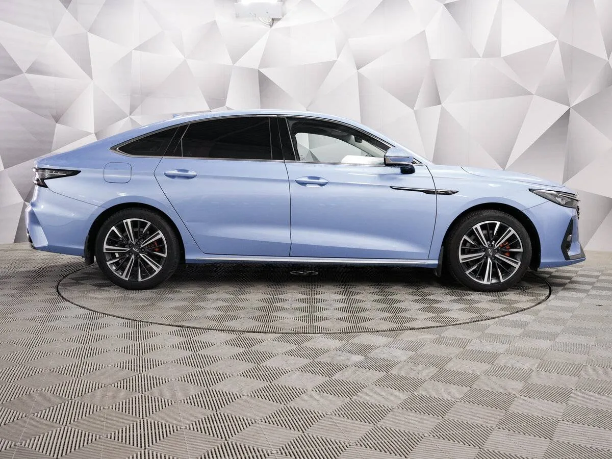 Chery Arrizo 8