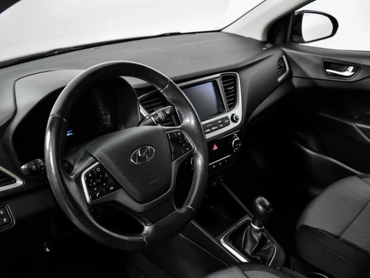 Hyundai Solaris
