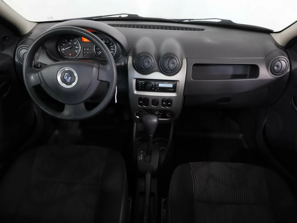 Renault Logan