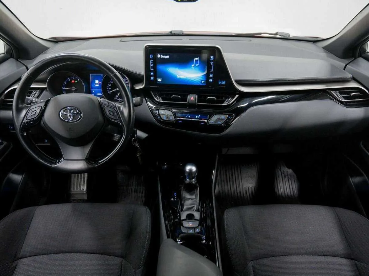 Toyota C Hr