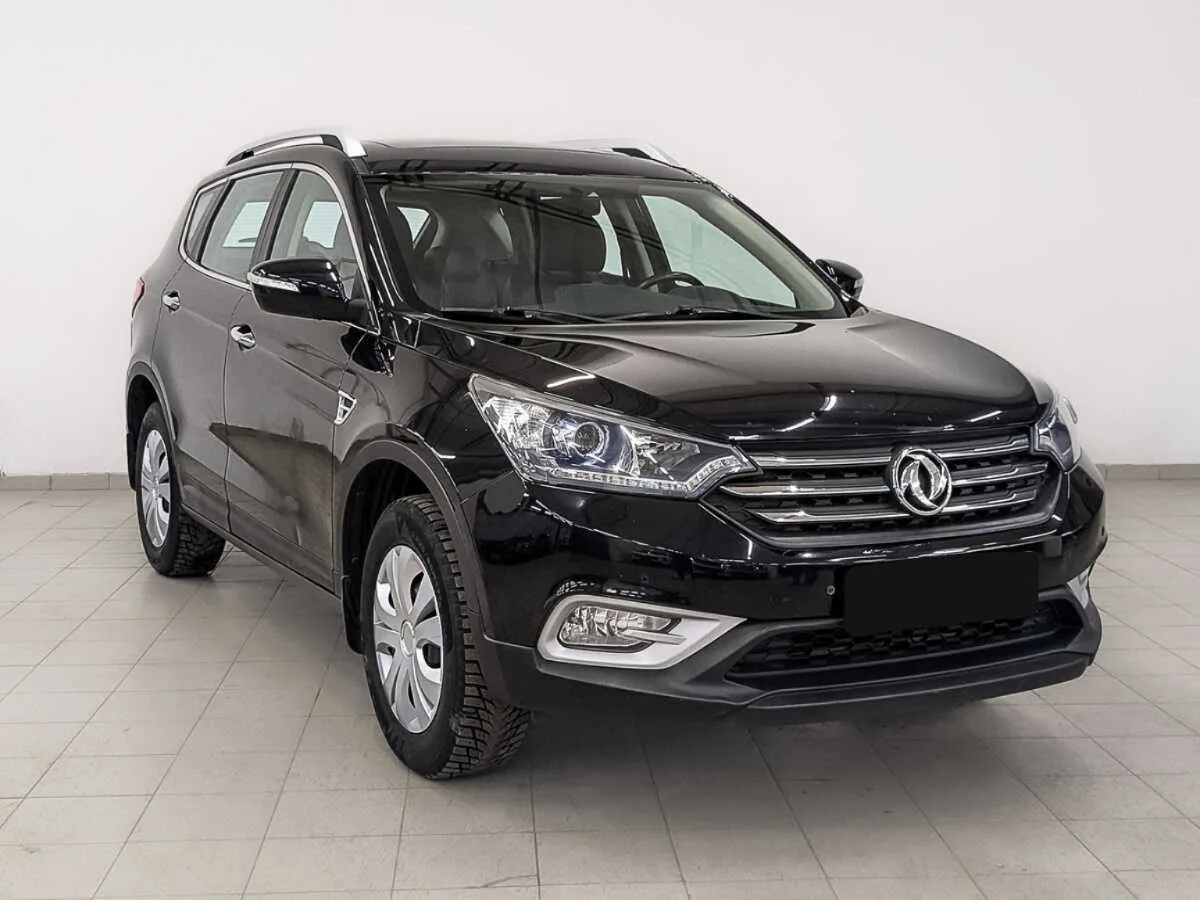 Dongfeng AX7