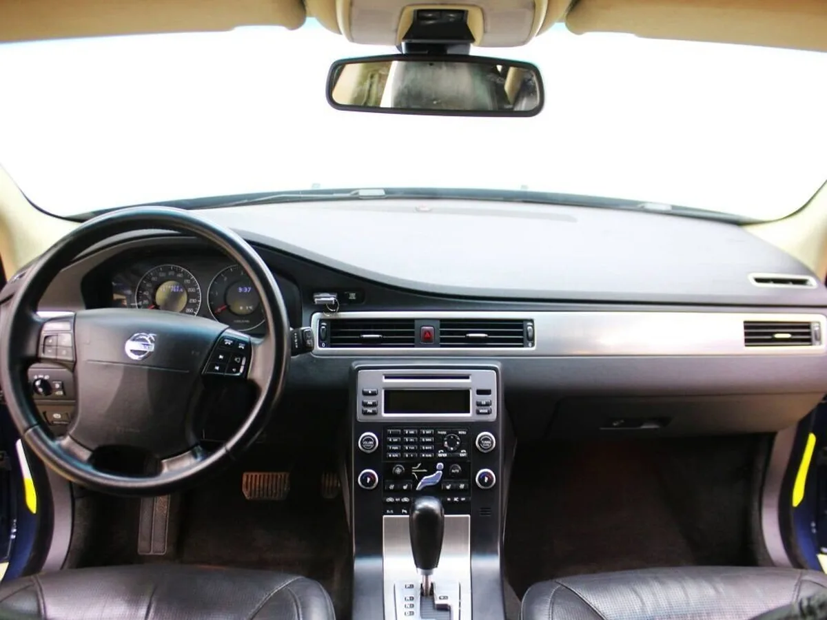 Volvo XC70