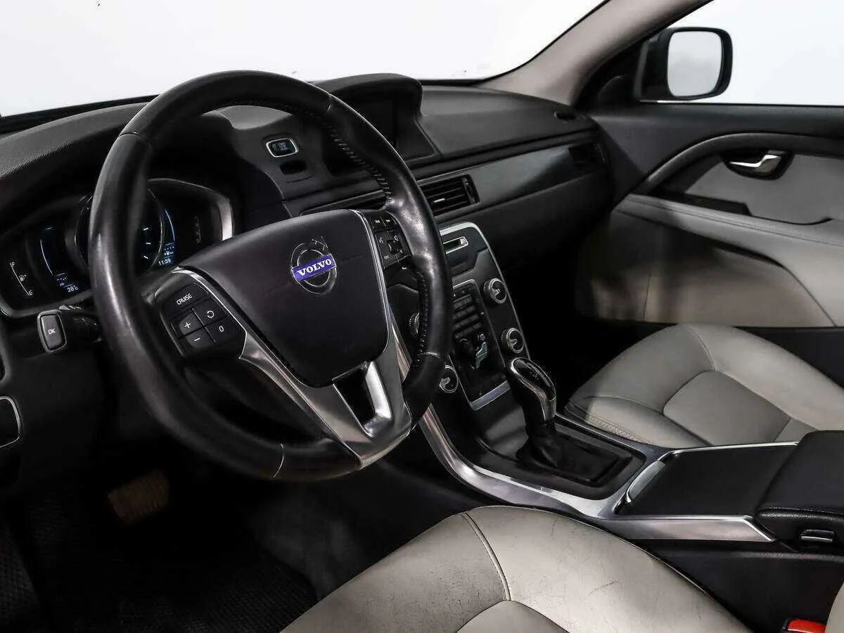 Volvo XC70