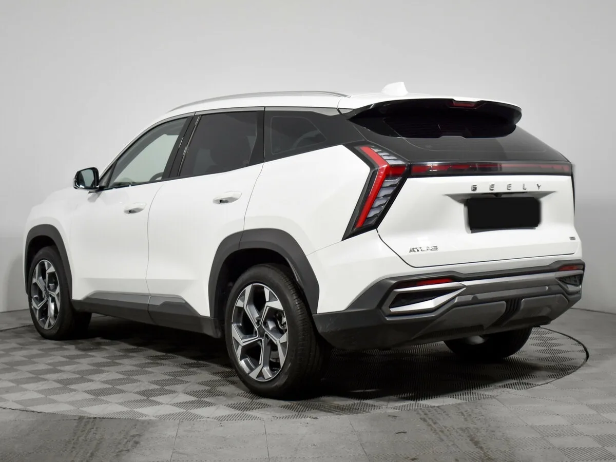 Geely Atlas