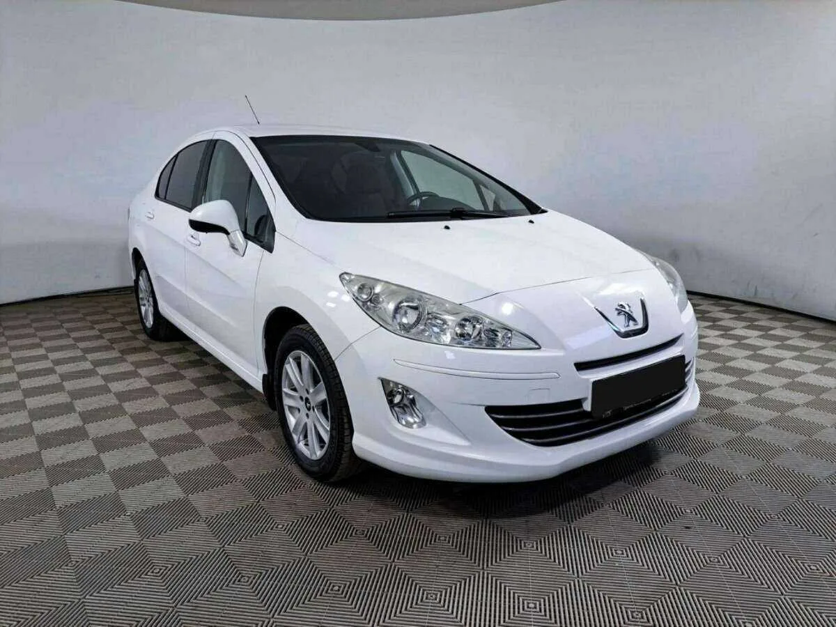 Peugeot 408