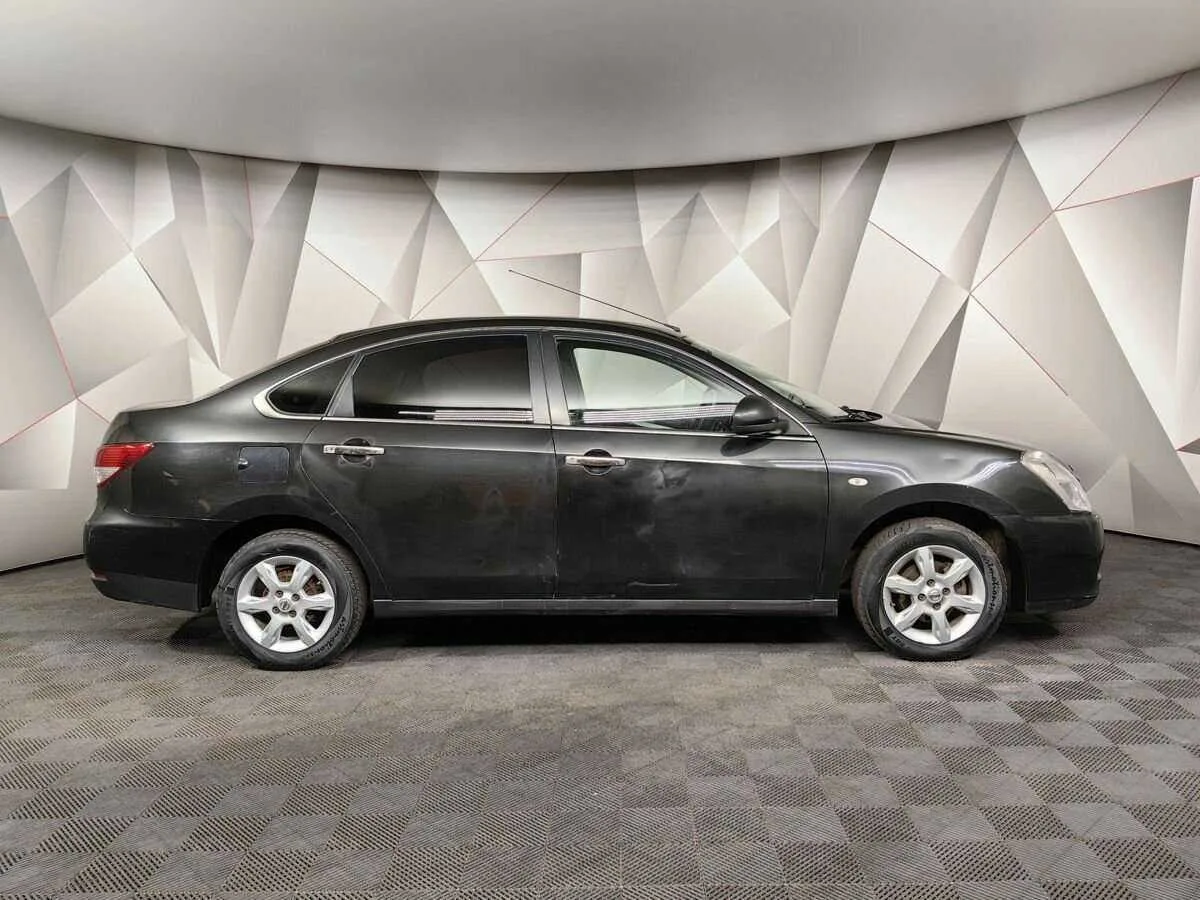 Nissan Almera