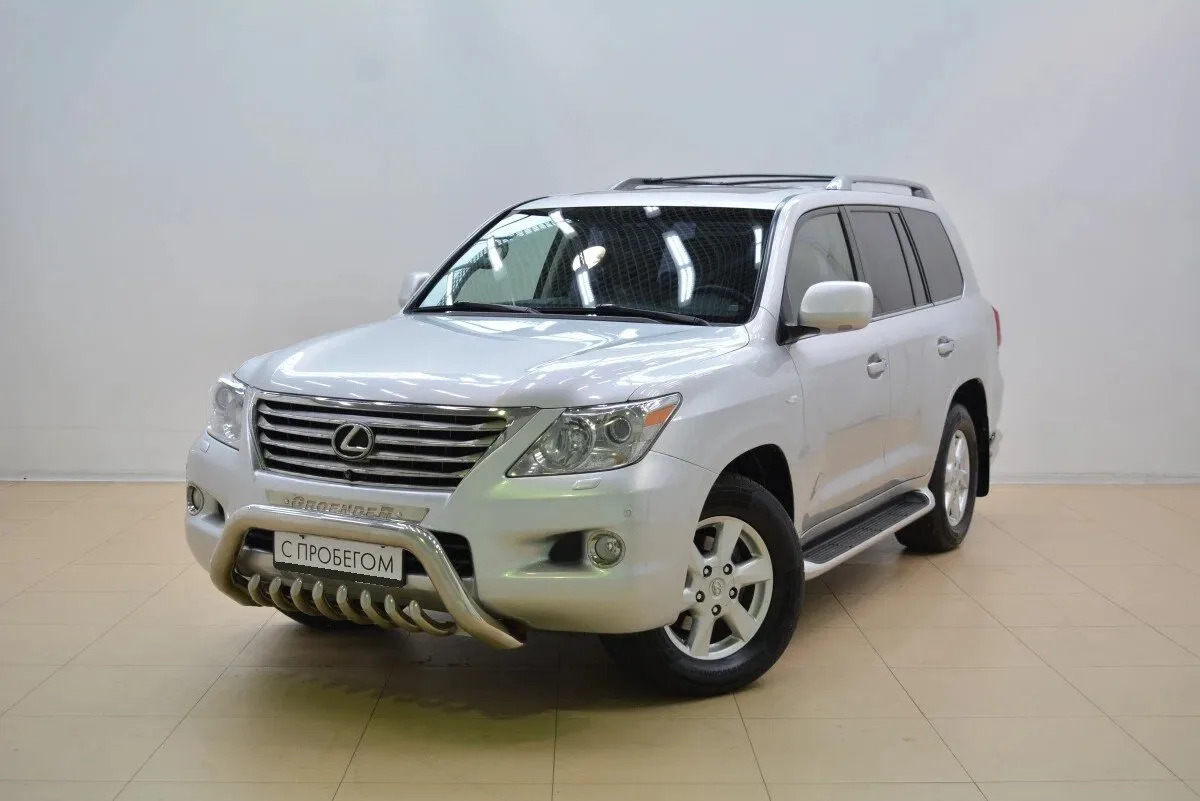 Lexus LX
