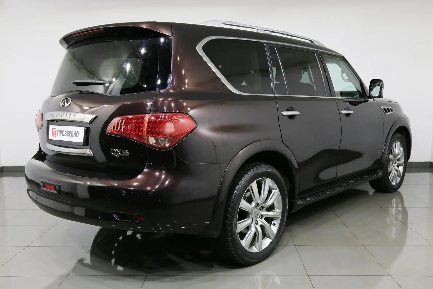 Infiniti QX56