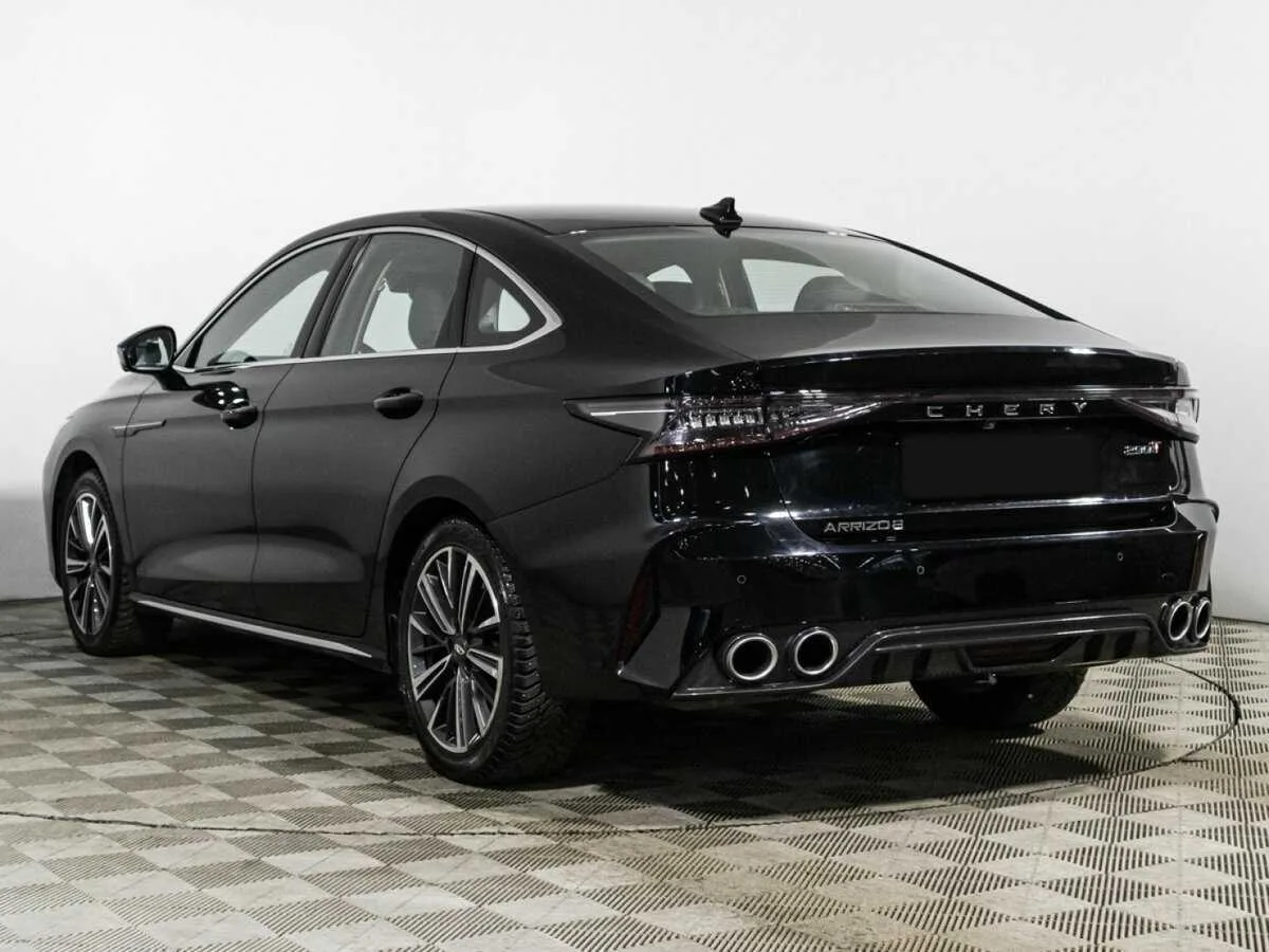 Chery Arrizo 8
