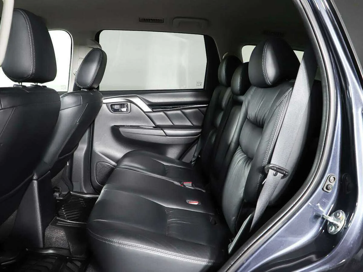 Mitsubishi Pajero Sport