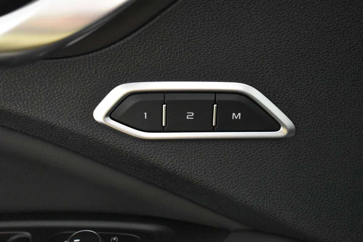 Geely Tugella