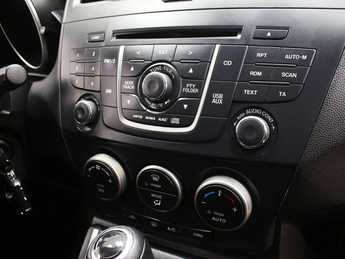 Mazda 5