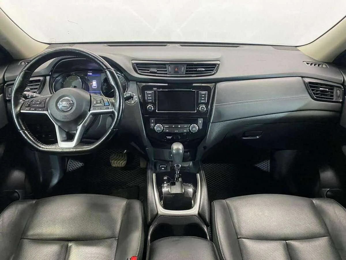 Nissan X Trail