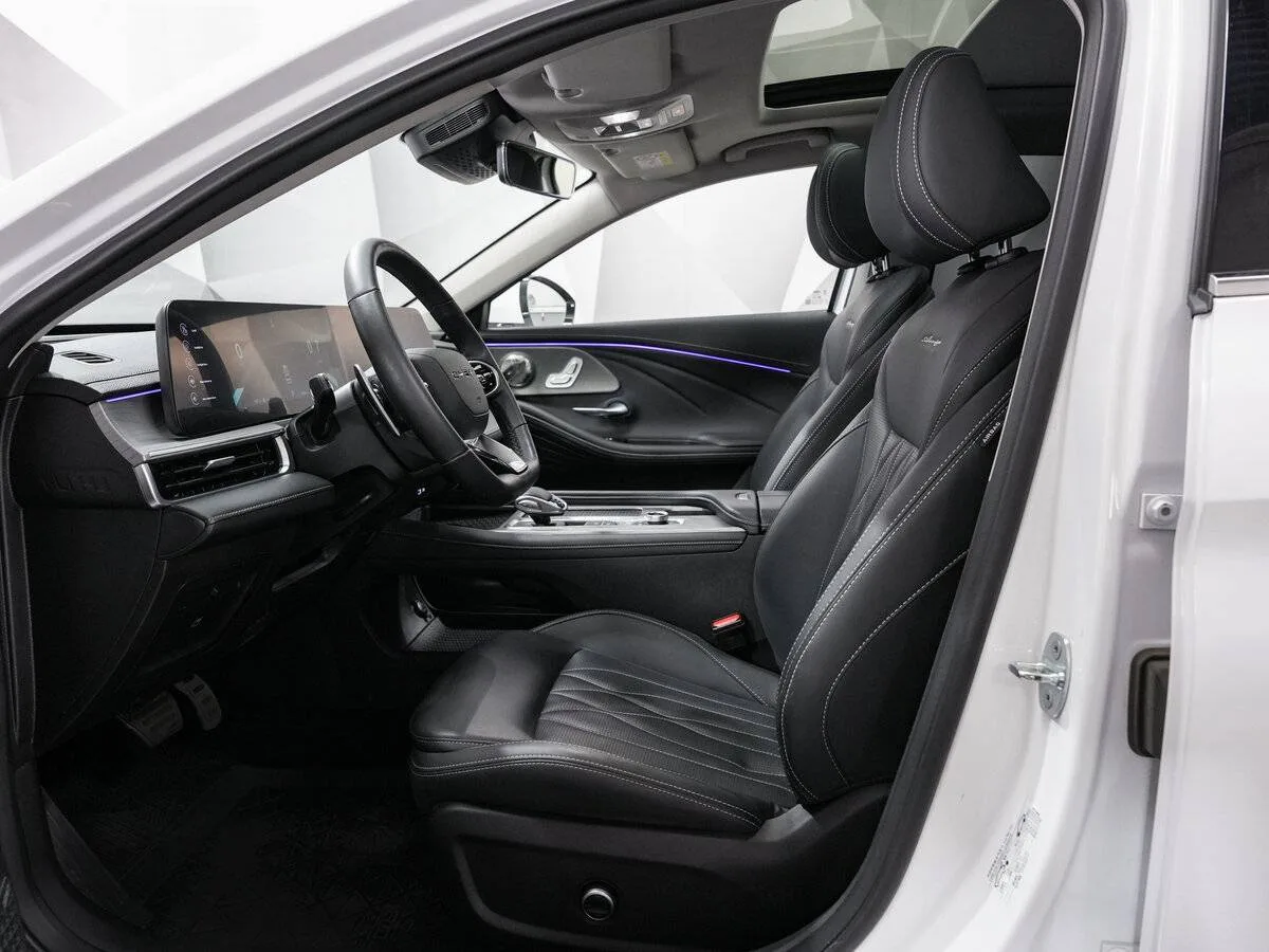 Chery Arrizo 8