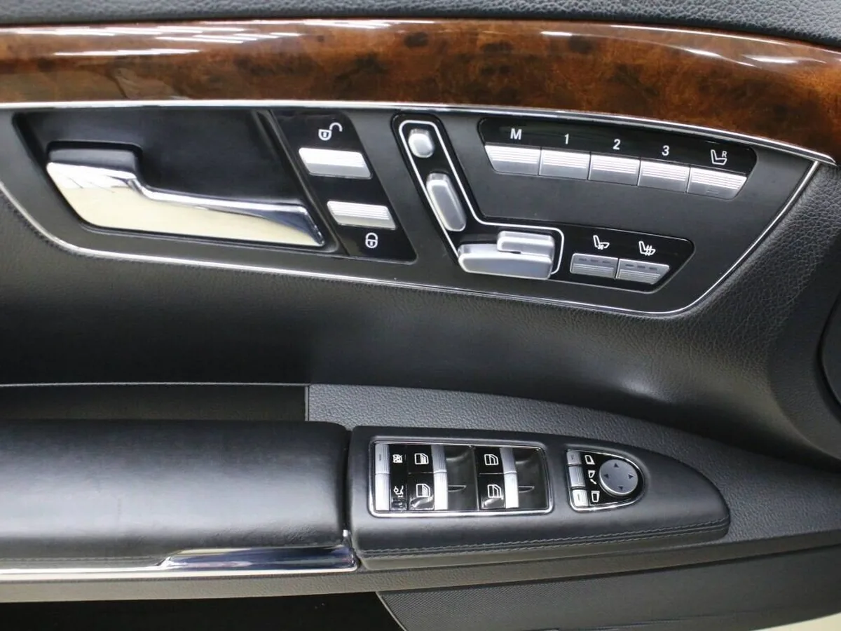 Mercedes-Benz S-Класс