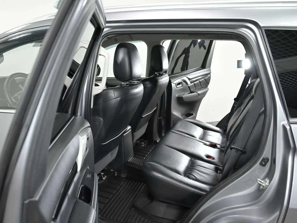 Mitsubishi Pajero Sport