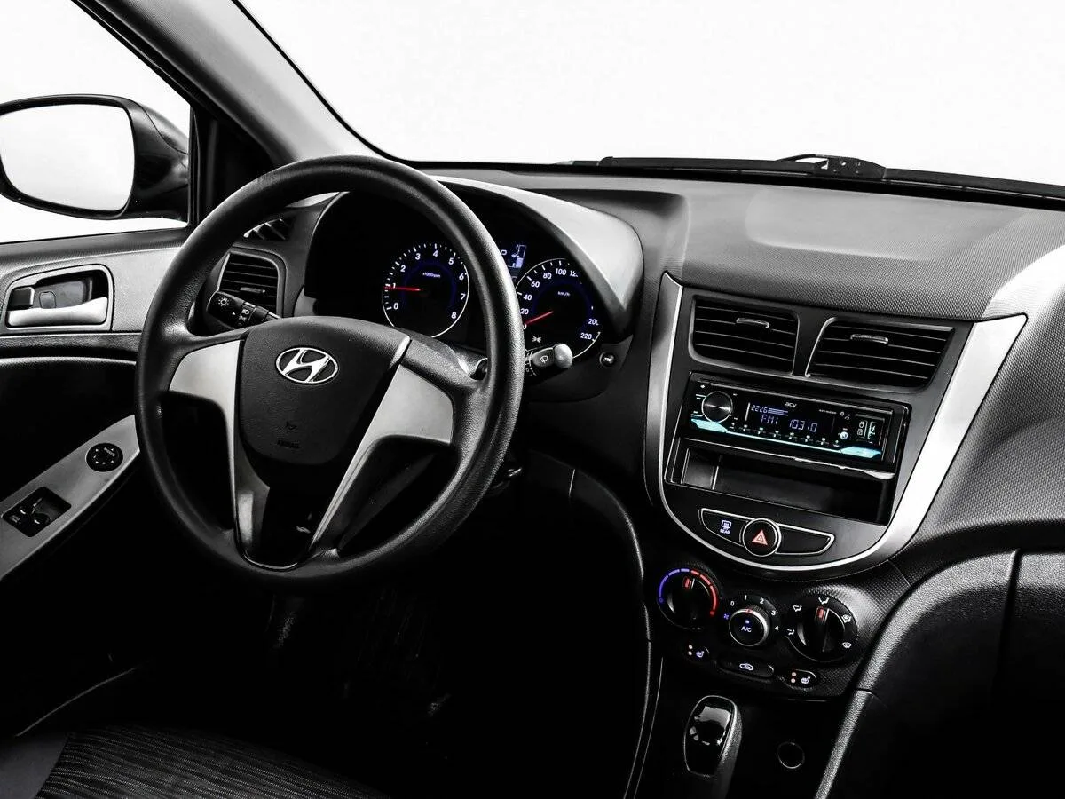 Hyundai Solaris