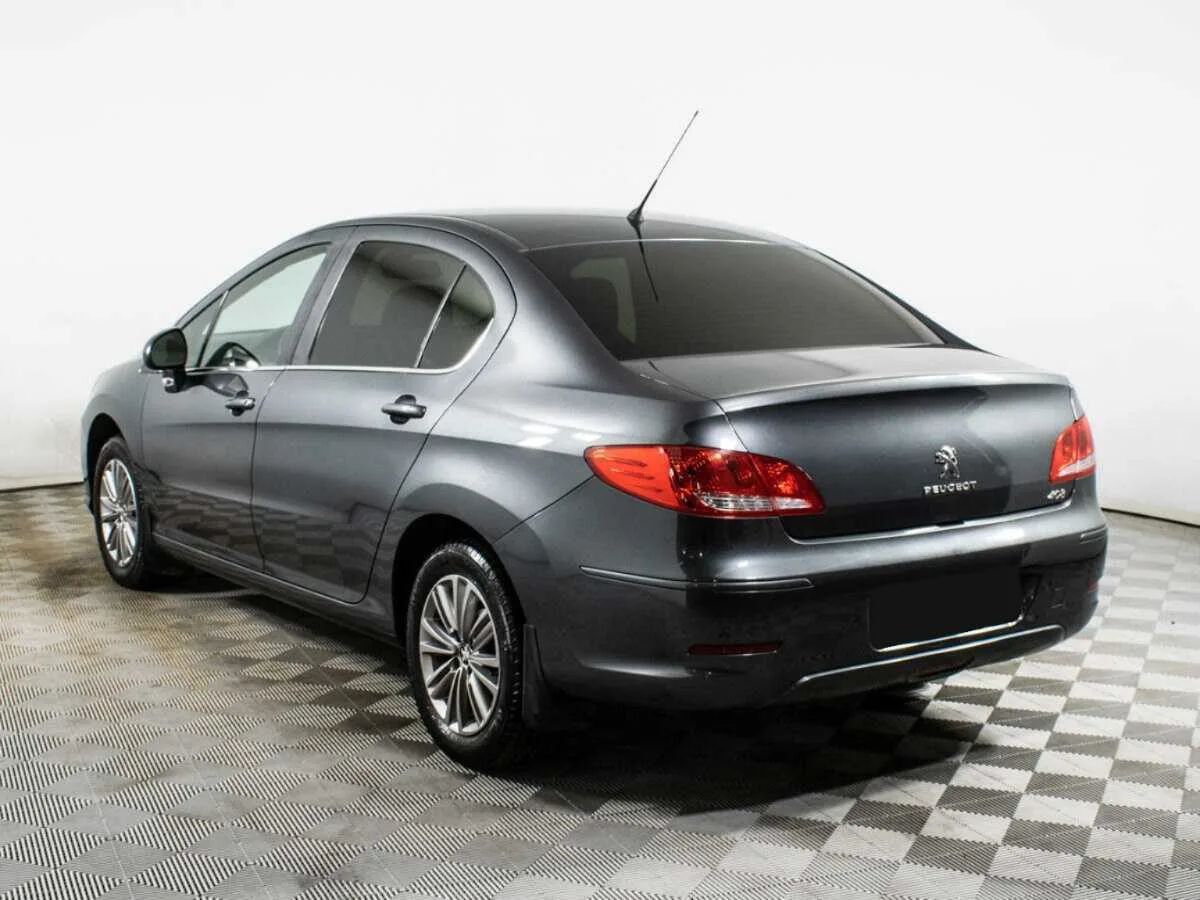 Peugeot 408
