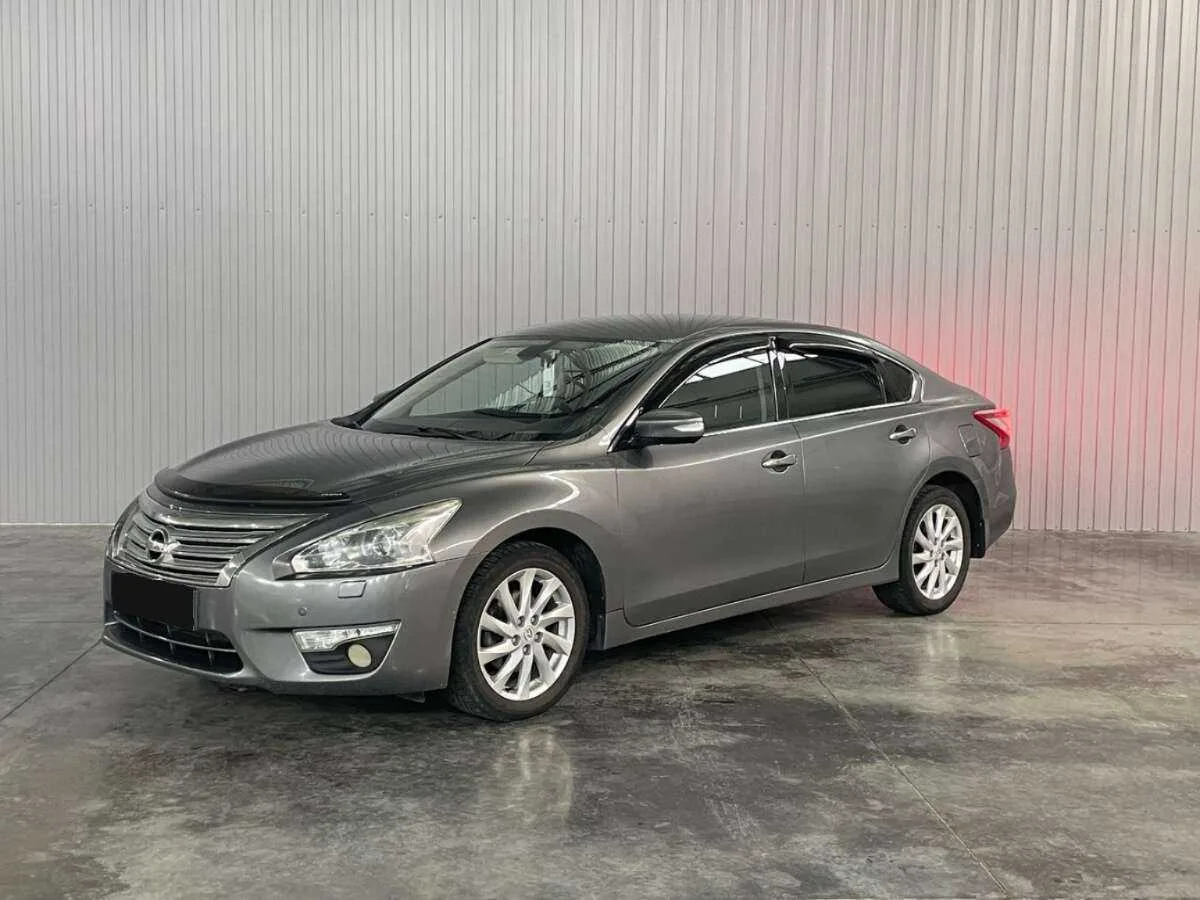 Nissan Teana