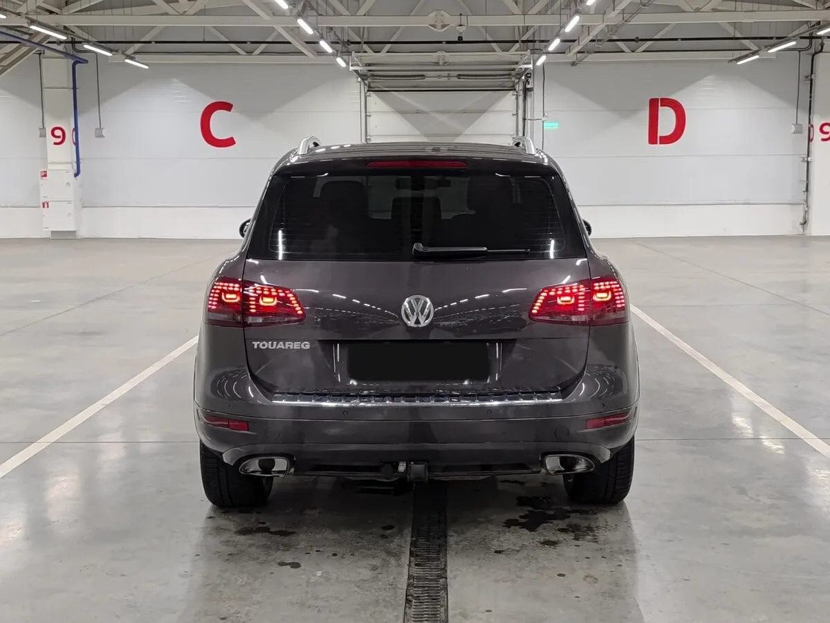 Volkswagen Touareg