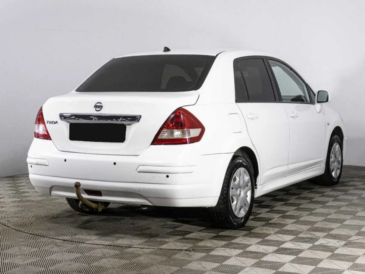Nissan Tiida