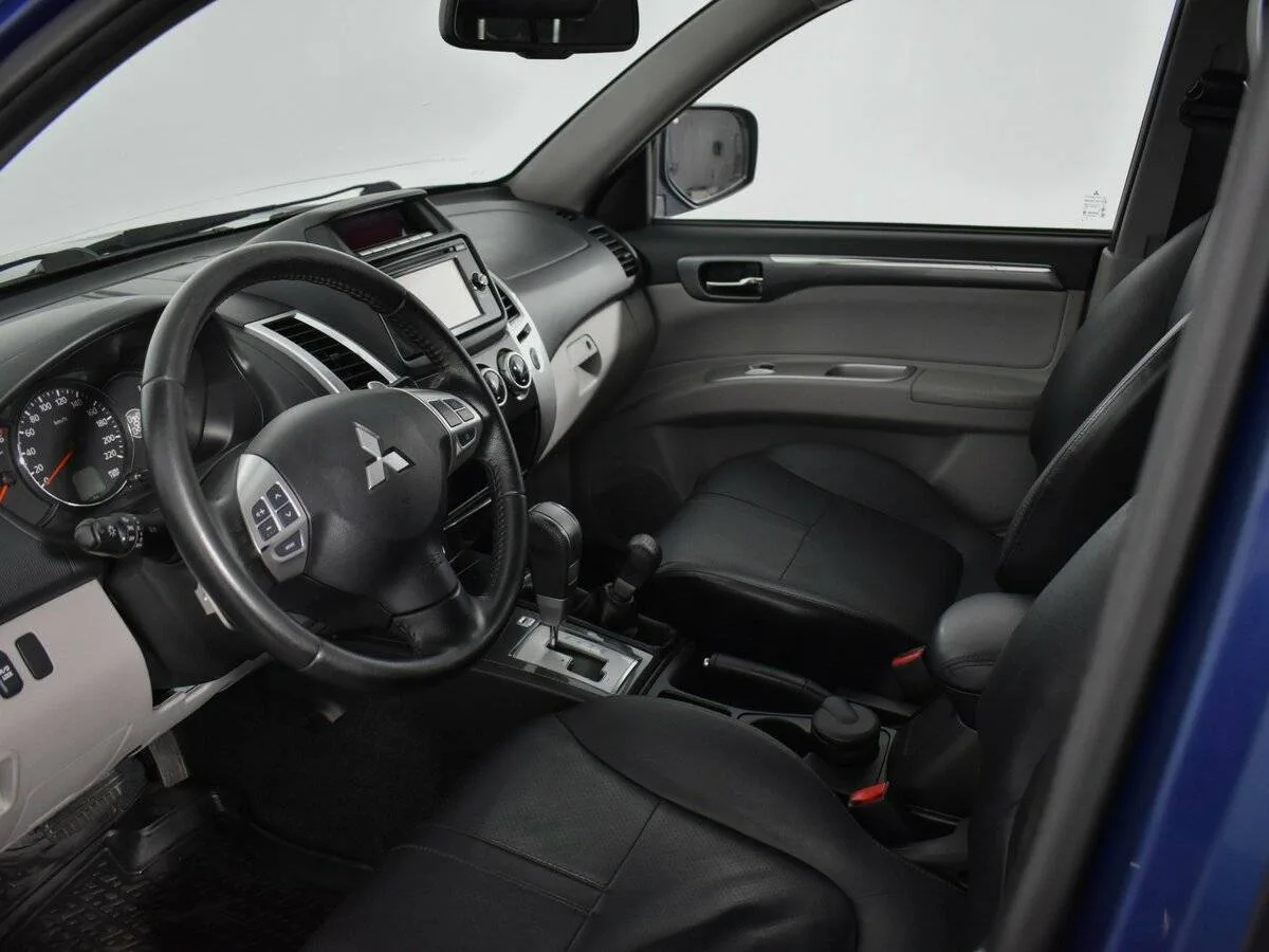 Mitsubishi Pajero Sport