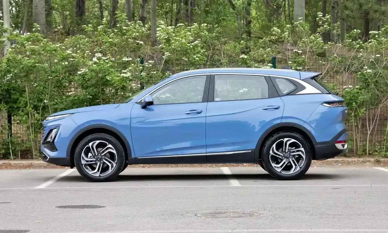 FAW Bestune T90